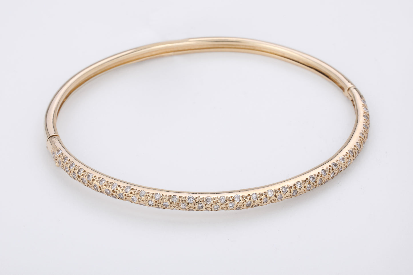 14K Yellow Gold 1.0 ctw Diamond Bangle