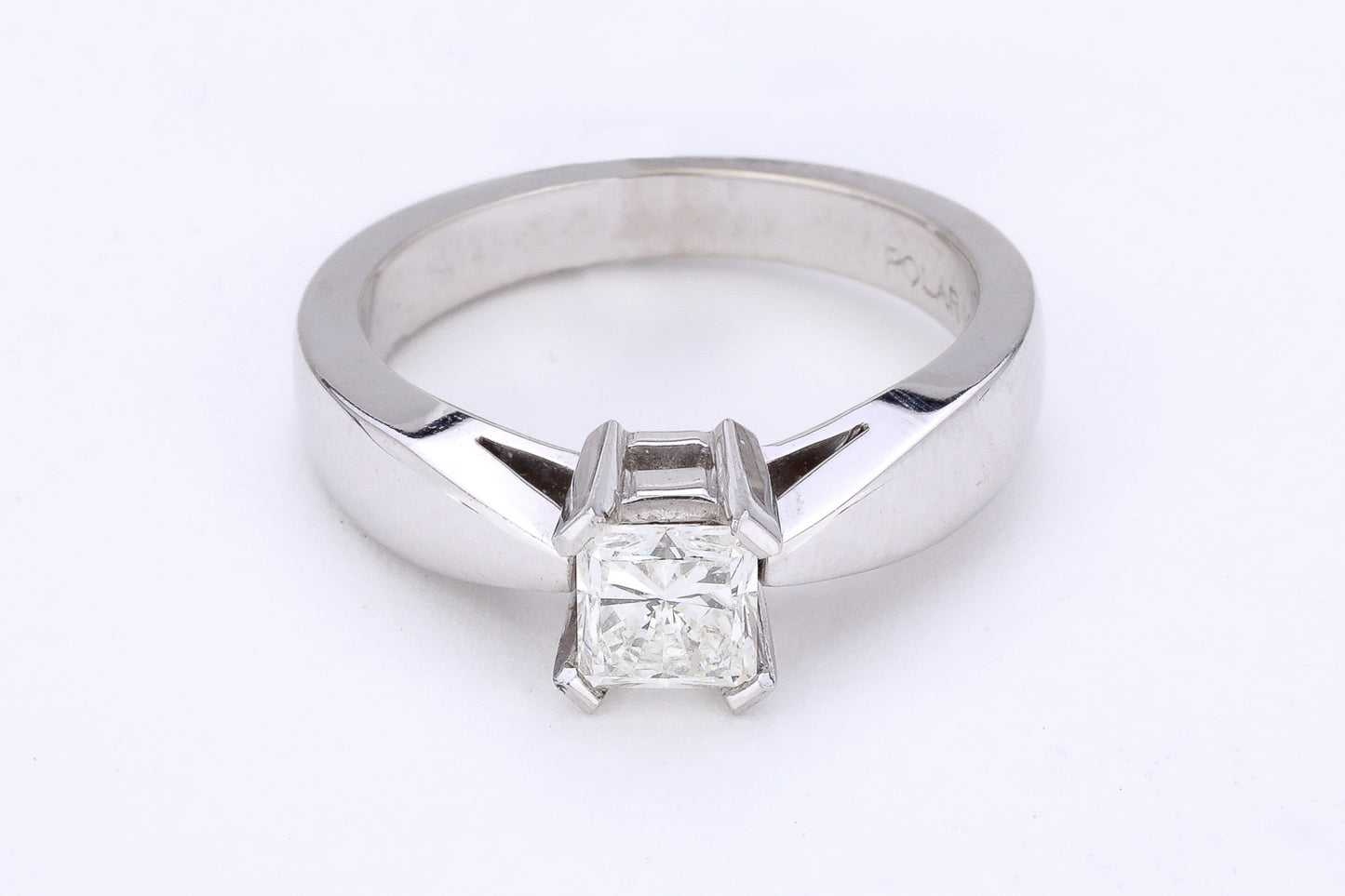 18k White Gold Solitaire 0.70 ctw Polar Ice Diamond Engagement Ring
