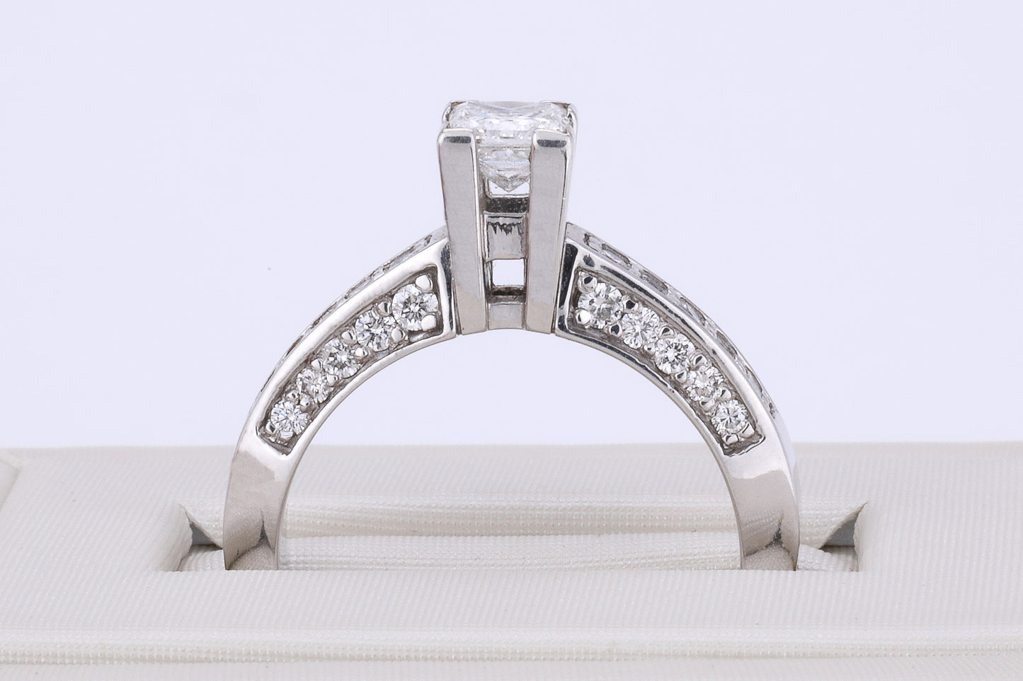 14K White Gold 0.46ct Polar Ice Diamond Engagement Ring