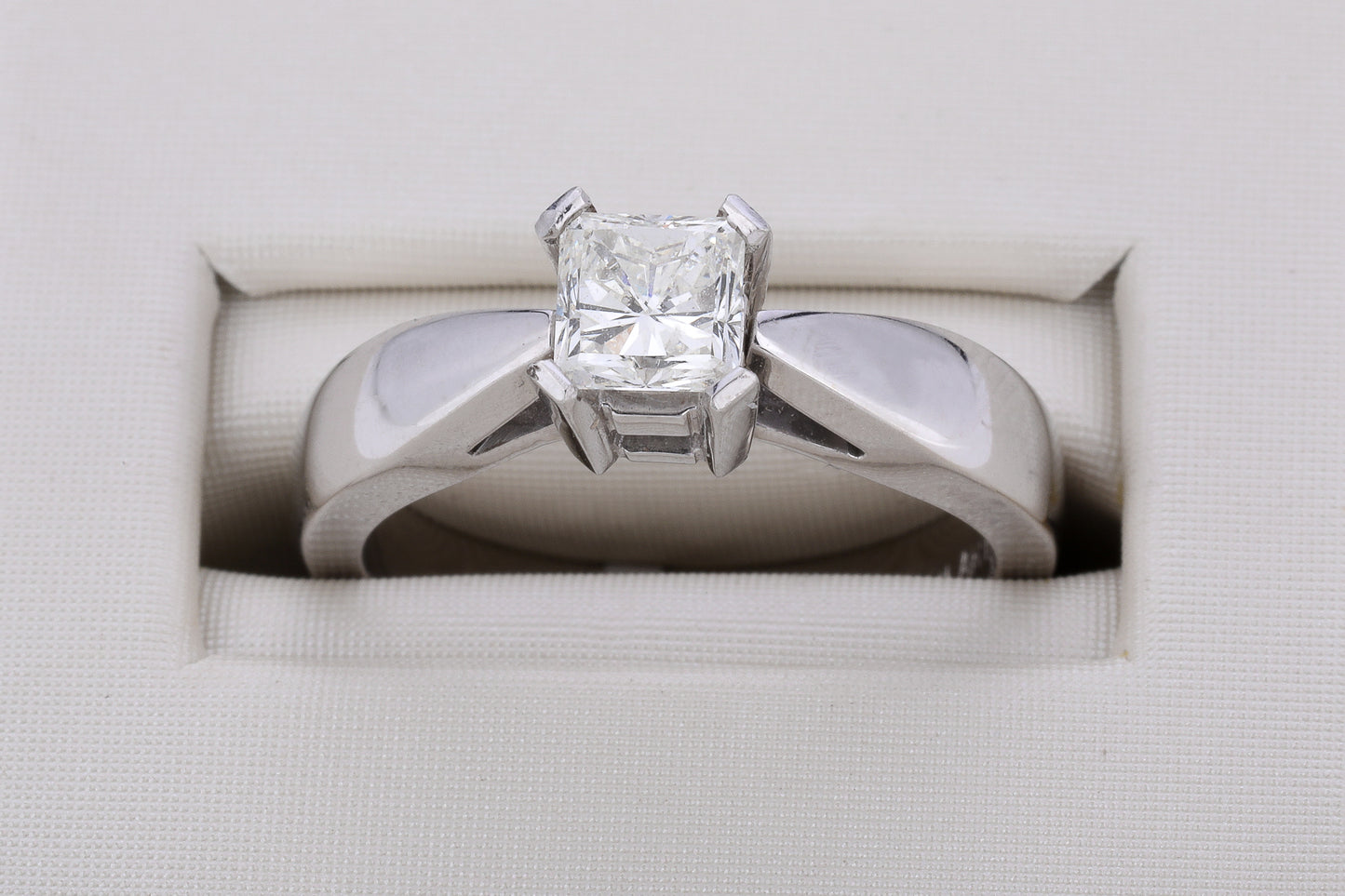 18k White Gold Solitaire 0 70 Ctw Polar Ice Diamond Engagement Ring 18k-white-gold-solitaire-0-70-ctw-polar-ice-diamond-engagement-ring